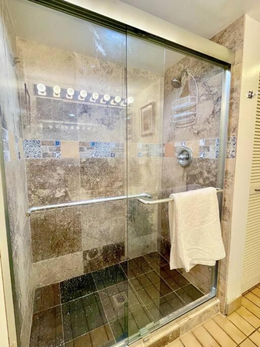 Magic Sands Beach View, 2B2B, Ac, Pool, Sleeps 6 كايلو كونا المظهر الخارجي الصورة